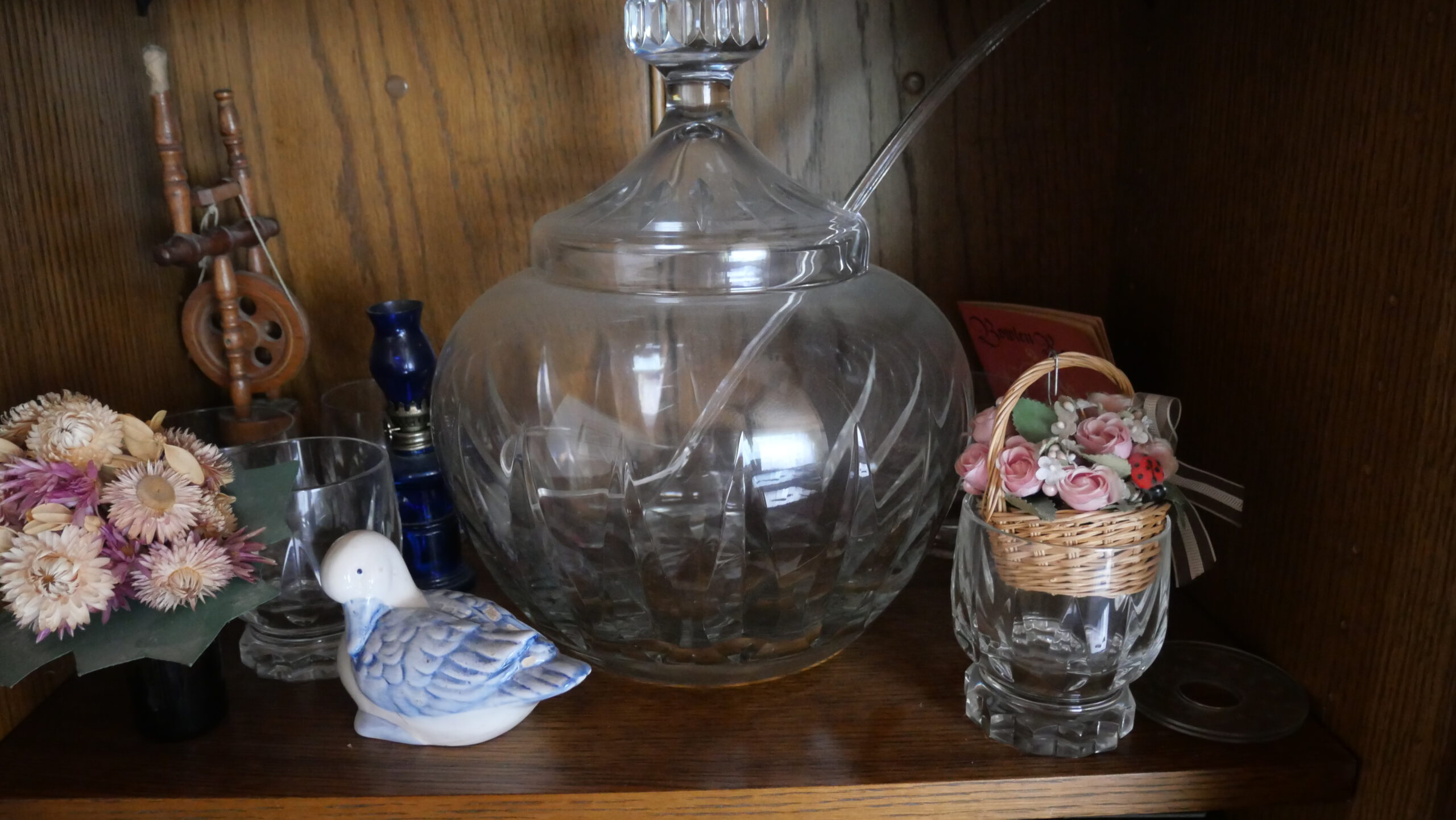 Bowle-Schale mit Gläsern